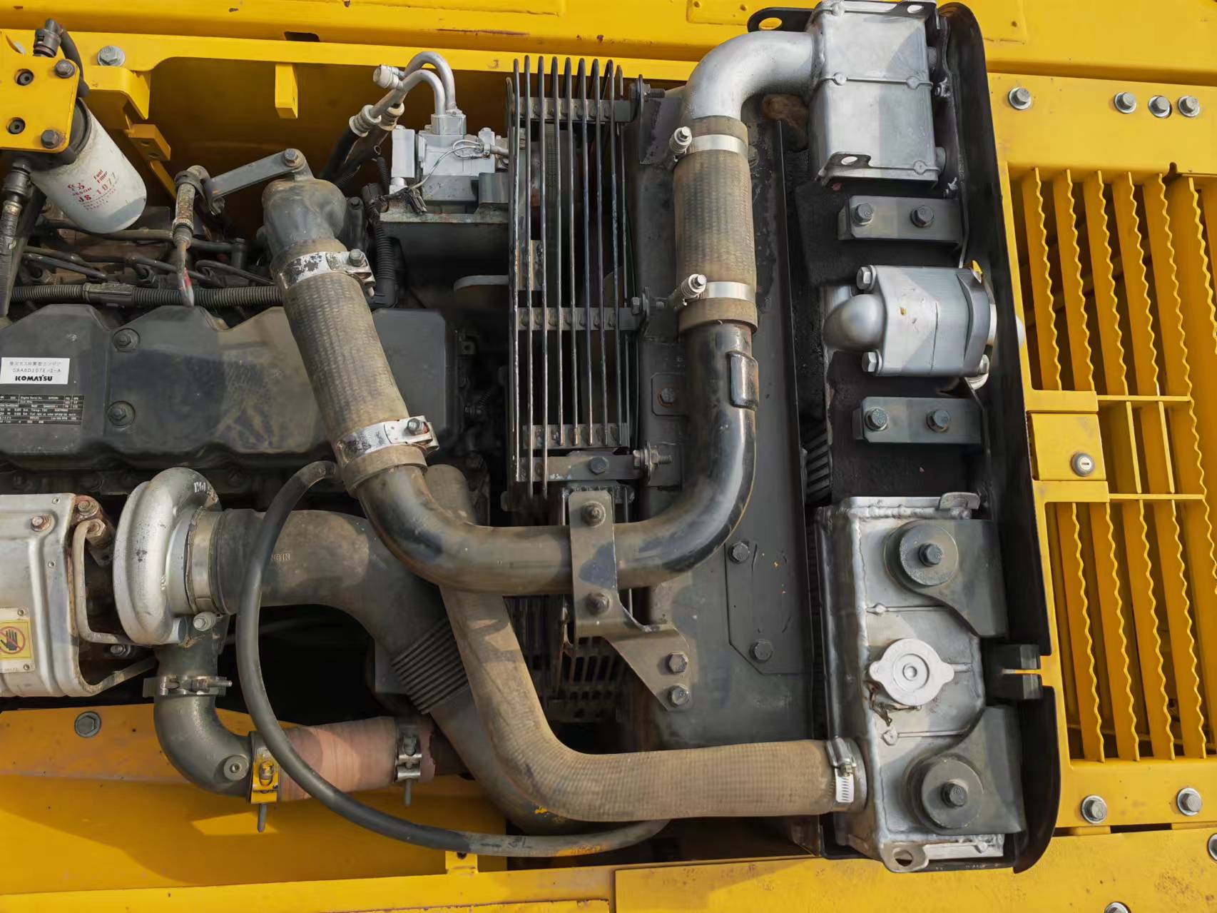 حفارات زحافة KOMATSU PC200: صور 16