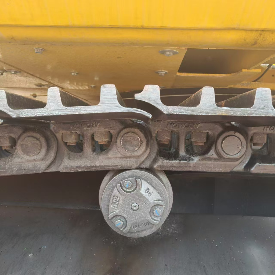 KOMATSU PC350 - حفارات زحافة: صور 5 KOMATSU PC350 - حفارات زحافة: صور 5