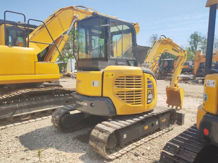 KOMATSU PC40 - حفارة مصغرة: صور 5 KOMATSU PC40 - حفارة مصغرة: صور 5