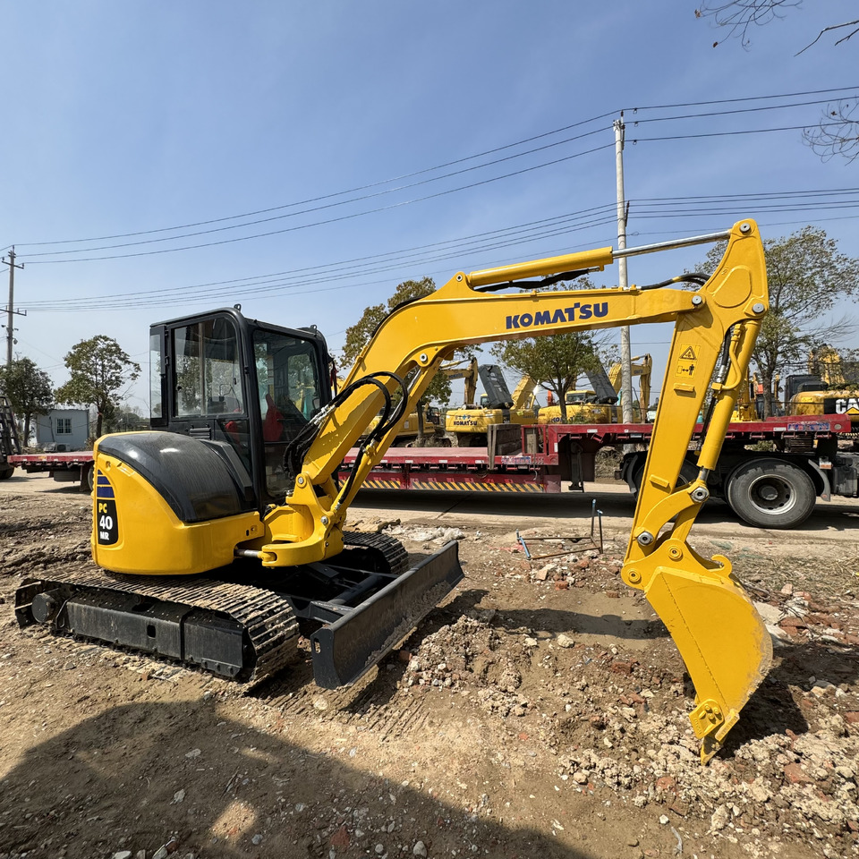 KOMATSU PC40 - حفارة مصغرة: صور 1 KOMATSU PC40 - حفارة مصغرة: صور 1