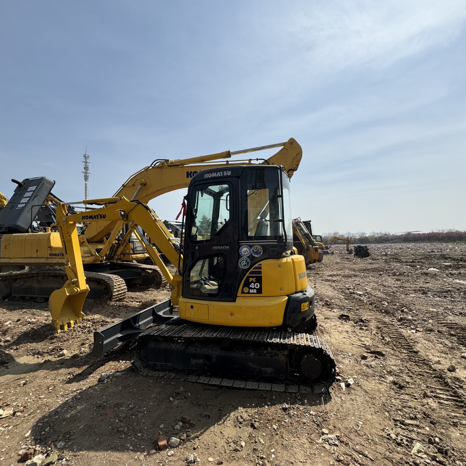 KOMATSU PC40 - حفارة مصغرة: صور 3 KOMATSU PC40 - حفارة مصغرة: صور 3