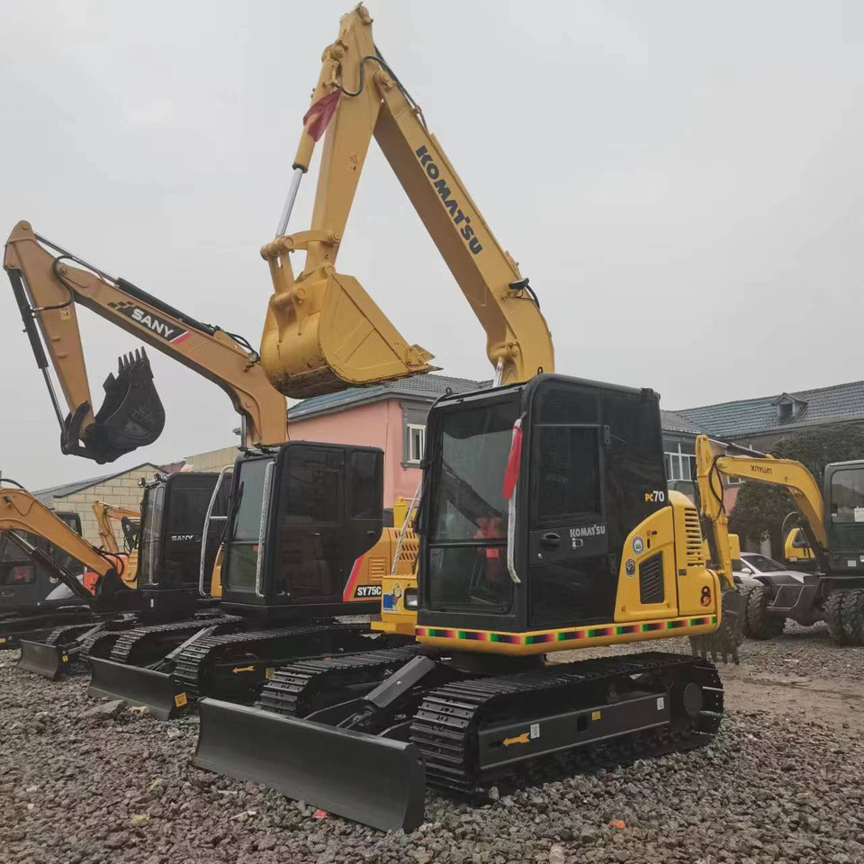 KOMATSU PC70 - حفارة مصغرة: صور 5 KOMATSU PC70 - حفارة مصغرة: صور 5