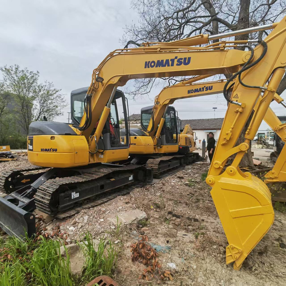 KOMATSU PC78US - حفارات زحافة: صور 1 KOMATSU PC78US - حفارات زحافة: صور 1