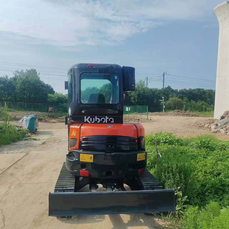 KUBOTA U35 - حفارة مصغرة: صور 5 KUBOTA U35 - حفارة مصغرة: صور 5