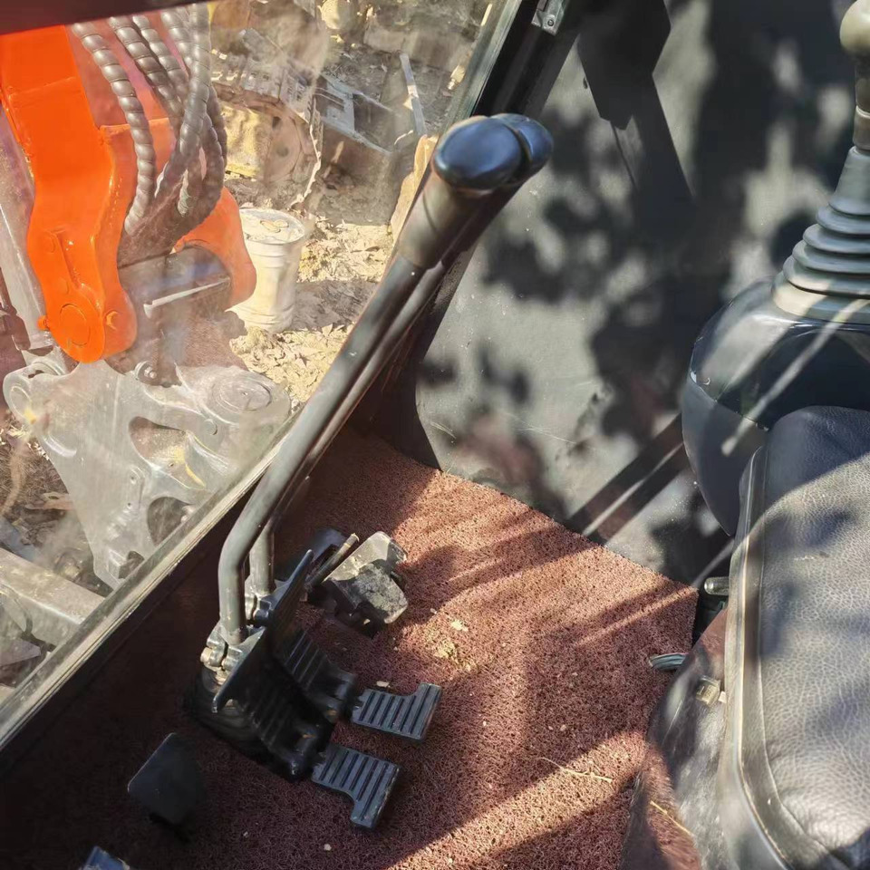 KUBOTA U35 - حفارة مصغرة: صور 5 KUBOTA U35 - حفارة مصغرة: صور 5