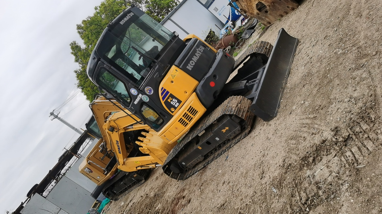 Komatsu pc55 - حفارة مصغرة: صور 1 Komatsu pc55 - حفارة مصغرة: صور 1