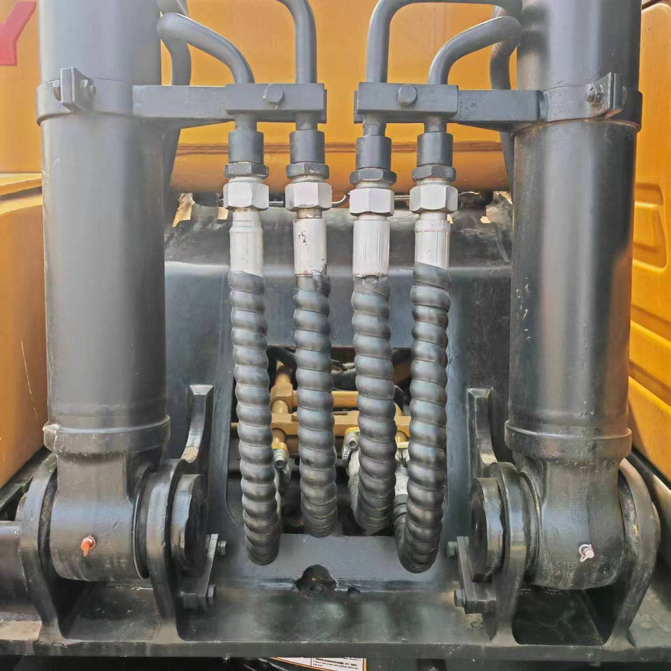 حفارات زحافة SANY SY135C: صور 12