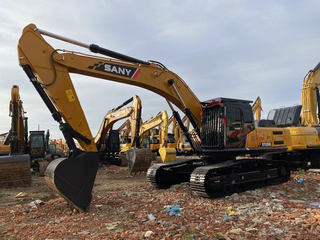 SANY SY335H - حفارات زحافة: صور 5 SANY SY335H - حفارات زحافة: صور 5