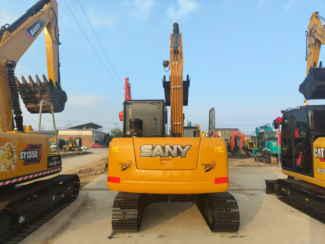 SANY SY95 - حفارات زحافة: صور 4 SANY SY95 - حفارات زحافة: صور 4