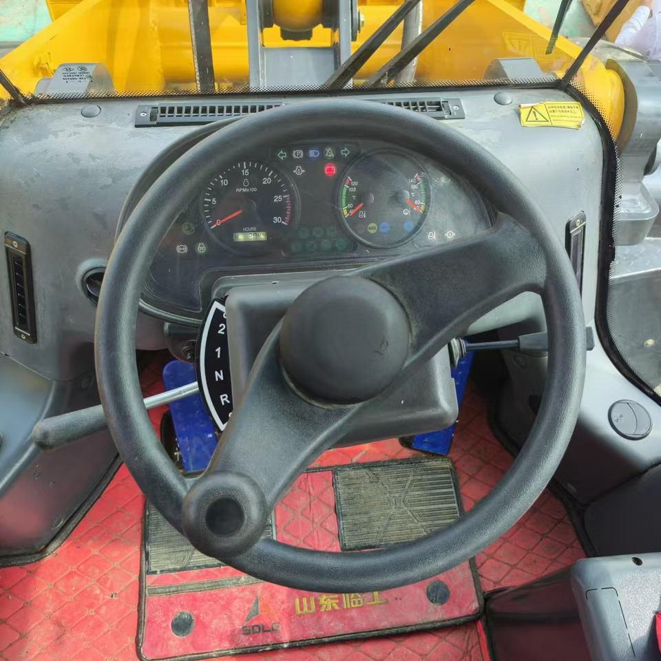 اللودر بعجل SDLG L956F: صور 14