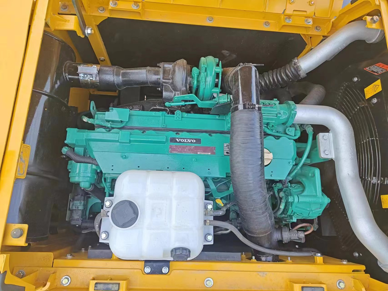 VOLVO EC300 - حفارات زحافة: صور 5 VOLVO EC300 - حفارات زحافة: صور 5