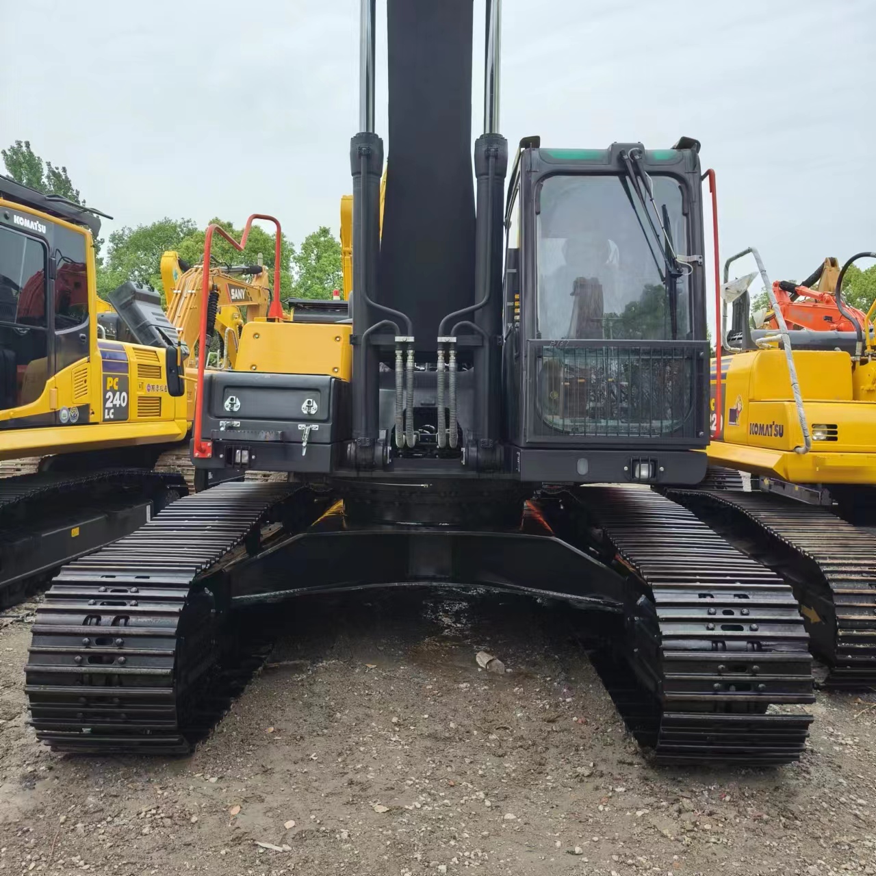 VOLVO EC300 - حفارات زحافة: صور 4 VOLVO EC300 - حفارات زحافة: صور 4