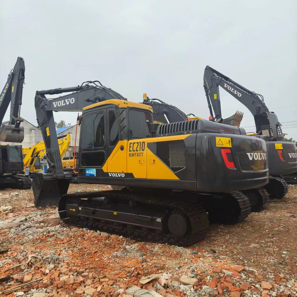 Volvo EC210 - حفارات زحافة: صور 4 Volvo EC210 - حفارات زحافة: صور 4
