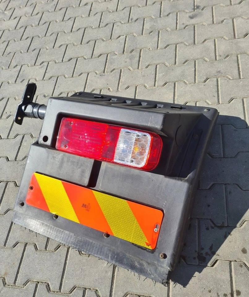BŁOTNIK KOMPLETNY PRAWY TYŁ LAMPA CHLAPACZ MOCOWANIE FORD F-MAX CARGO - درابزين: صور 2 BŁOTNIK KOMPLETNY PRAWY TYŁ LAMPA CHLAPACZ MOCOWANIE FORD F-MAX CARGO - درابزين: صور 2