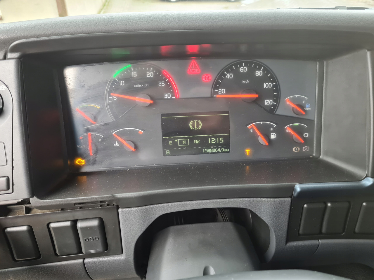 CONTINENTAL ZEGARY LICZNIKI VOLVO FH FM 9 13 LIFT AUTOMAT 21366884 - لوحة القيادة - شاحنة: صور 4 CONTINENTAL ZEGARY LICZNIKI VOLVO FH FM 9 13 LIFT AUTOMAT 21366884 - لوحة القيادة - شاحنة: صور 4