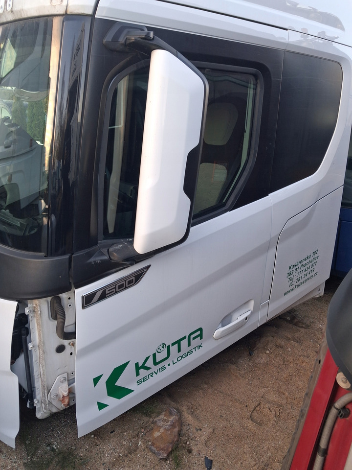 FORD DRZWI KOMPLETNE LEWE FORD F-MAX 500 TRUCKS EURO 6 - باب و قطع الغيار: صور 1 FORD DRZWI KOMPLETNE LEWE FORD F-MAX 500 TRUCKS EURO 6 - باب و قطع الغيار: صور 1