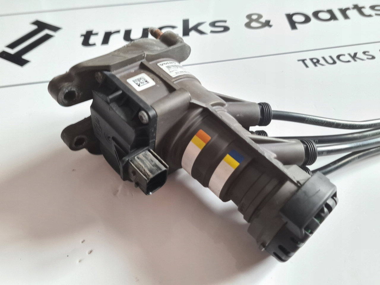 KNORR-BREMSE ZAWÓR GŁÓWNY POD PEDAŁ HAMULCA VOLVO FH 4 FM 4 FMX - أجزاء الفرامل - شاحنة: صور 3 KNORR-BREMSE ZAWÓR GŁÓWNY POD PEDAŁ HAMULCA VOLVO FH 4 FM 4 FMX - أجزاء الفرامل - شاحنة: صور 3