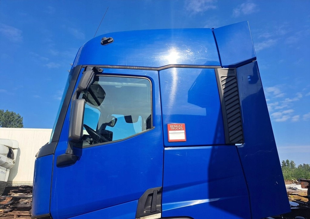 الكبائن KOMPLETNA RENAULT GAMA T RANGE EURO 6 RENAULT GAMA T RANGE: صور 9