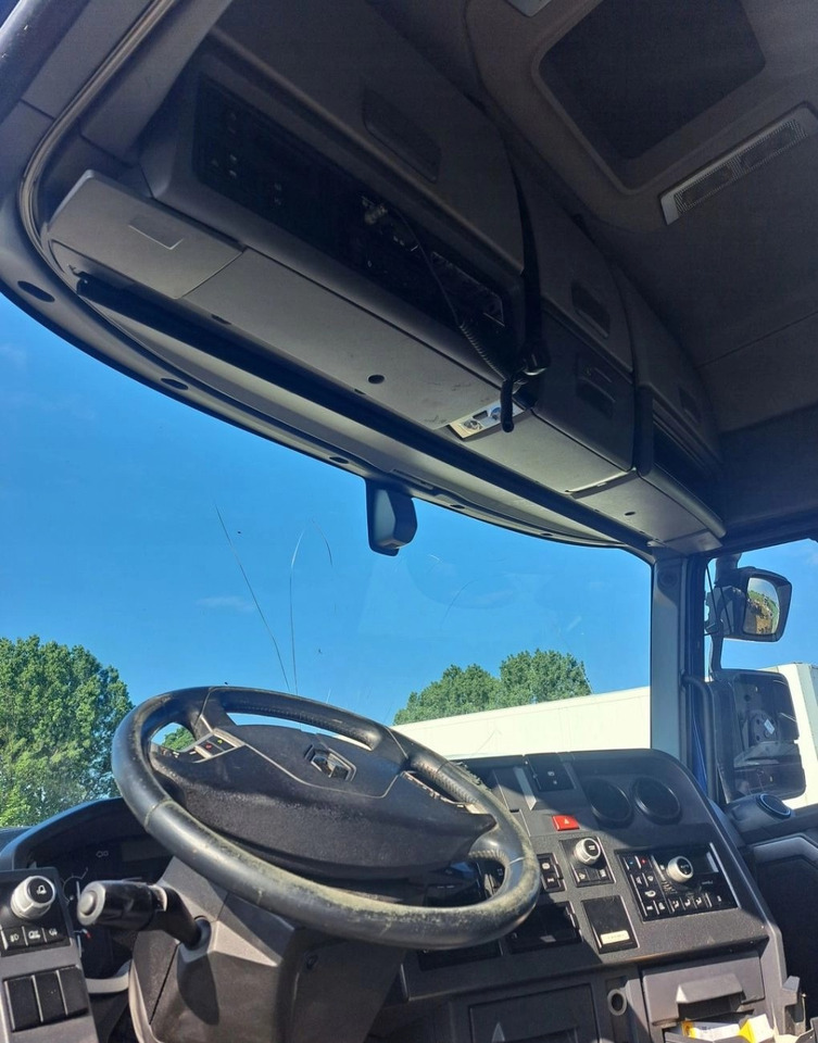 الكبائن KOMPLETNA RENAULT GAMA T RANGE EURO 6 RENAULT GAMA T RANGE: صور 12