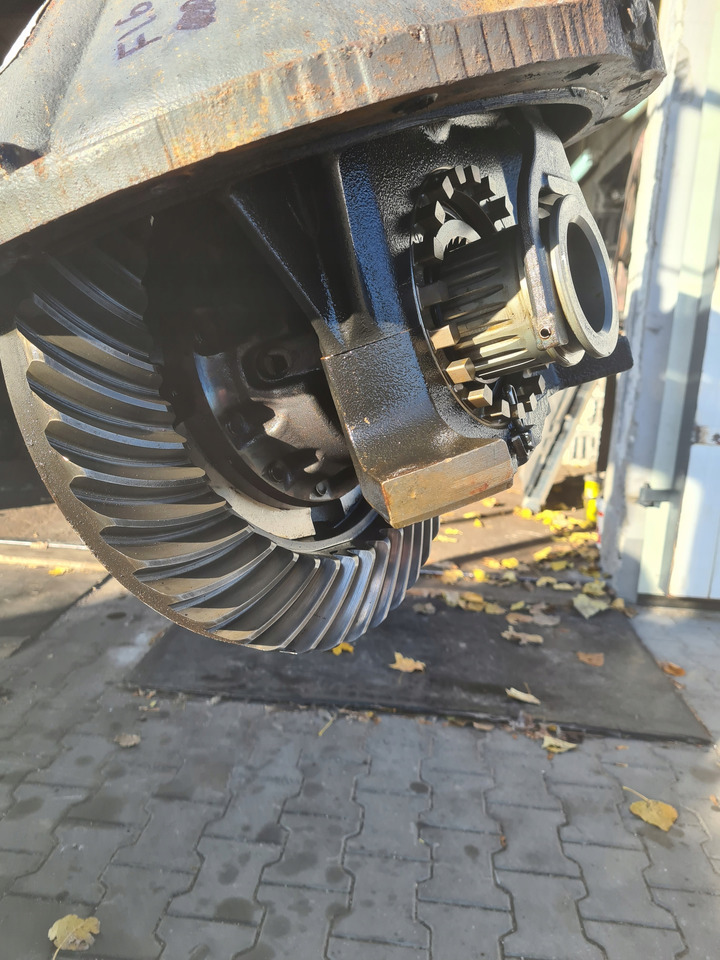 MERITOR WKŁAD MOSTU VOLVO FL 6 00-06 MERITOR 167E 44/9 4.89 22.5 - التفاضلية والعتاد - شاحنة: صور 3 MERITOR WKŁAD MOSTU VOLVO FL 6 00-06 MERITOR 167E 44/9 4.89 22.5 - التفاضلية والعتاد - شاحنة: صور 3