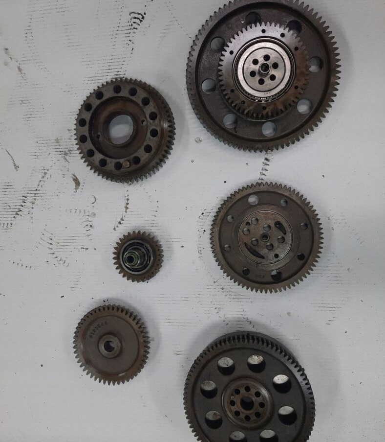 ROZRZĄD KOMPLETNY RENAULT MAGNUM DXI VOLVO FH13 E5 - عمود الحدبات - شاحنة: صور 1 ROZRZĄD KOMPLETNY RENAULT MAGNUM DXI VOLVO FH13 E5 - عمود الحدبات - شاحنة: صور 1