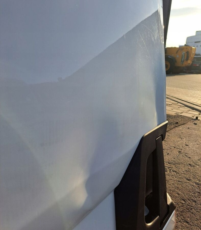 Renault GAMA T K C RANGE - باب و قطع الغيار - شاحنة: صور 4 Renault GAMA T K C RANGE - باب و قطع الغيار - شاحنة: صور 4