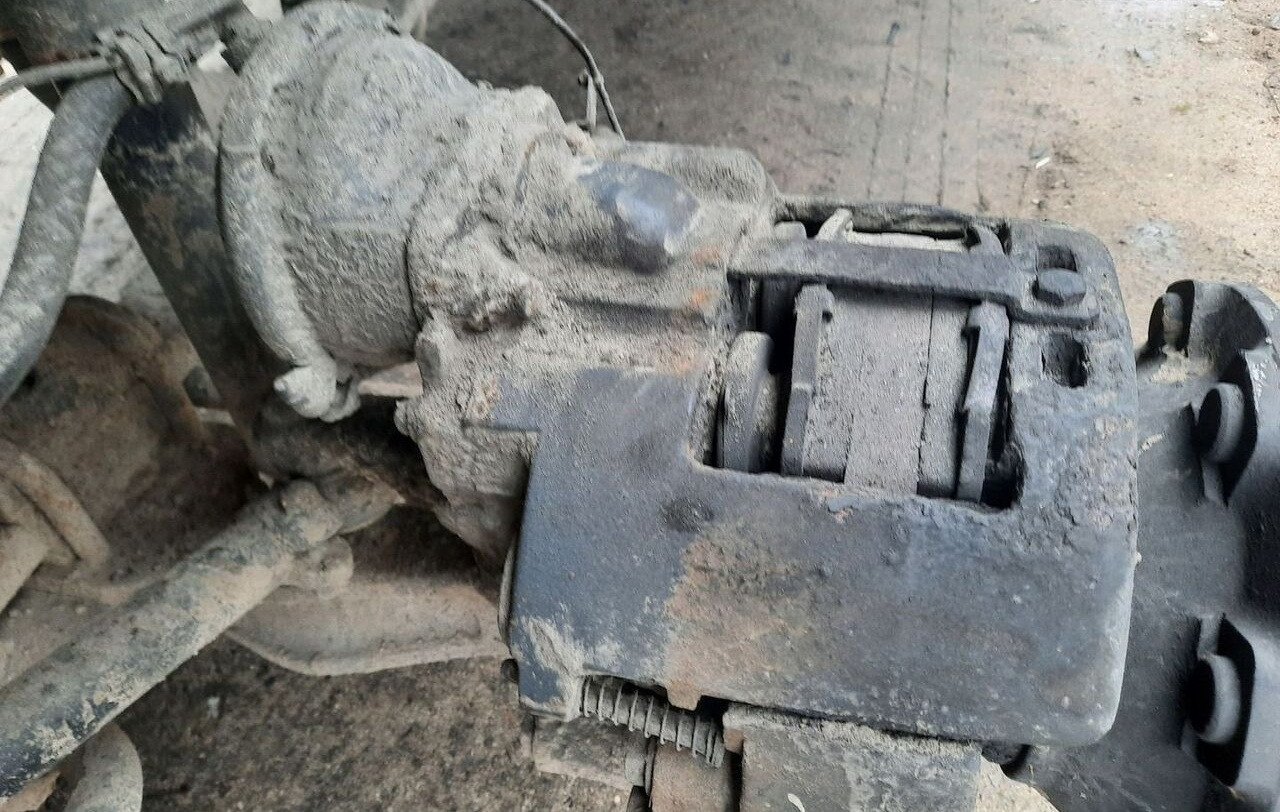 VOLVO FL 6 00-06 R 17.5 8 SZPILEK - السرج - شاحنة: صور 3 VOLVO FL 6 00-06 R 17.5 8 SZPILEK - السرج - شاحنة: صور 3