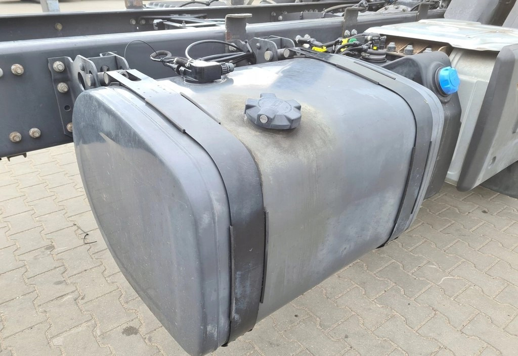 VOLVO ZBIORNIK PALIWA RENAULT DXI GAMA T D C VOLVO FH FM FL FE LOW DECK 83x69x56 - خزان وقود - شاحنة: صور 2 VOLVO ZBIORNIK PALIWA RENAULT DXI GAMA T D C VOLVO FH FM FL FE LOW DECK 83x69x56 - خزان وقود - شاحنة: صور 2