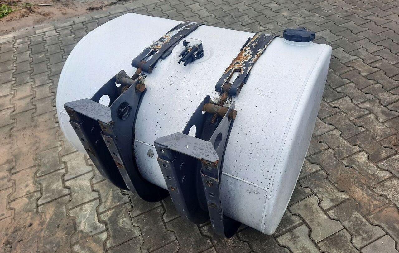 VOLVO ZBIORNIK PALIWA VOLVO FH FM 4 RENAULT GAMA RANGE T 100/70/70 20503505 - خزان وقود - شاحنة: صور 4 VOLVO ZBIORNIK PALIWA VOLVO FH FM 4 RENAULT GAMA RANGE T 100/70/70 20503505 - خزان وقود - شاحنة: صور 4