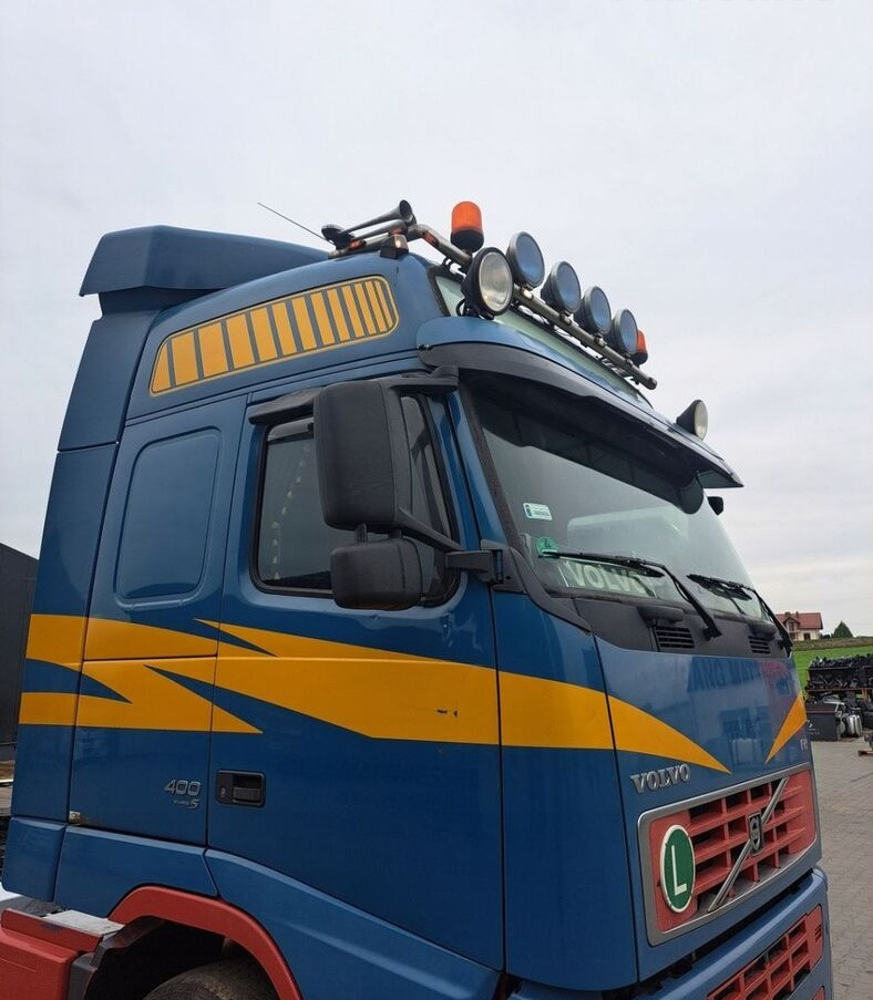 Volvo FH 12 13 - الكبائن - شاحنة: صور 1 Volvo FH 12 13 - الكبائن - شاحنة: صور 1