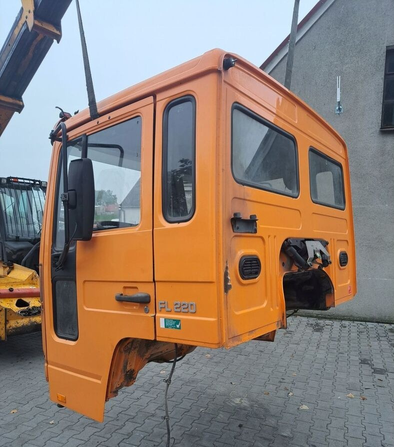 Volvo FL 6 00-06 - الكبائن - شاحنة: صور 3 Volvo FL 6 00-06 - الكبائن - شاحنة: صور 3