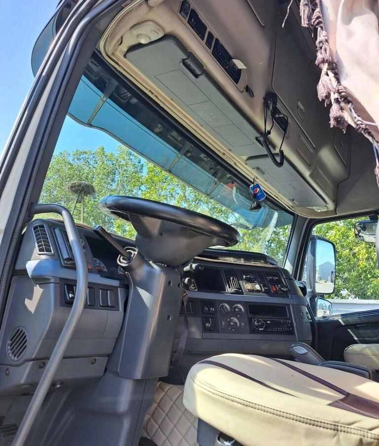 Volvo KOMPLETNA FH 12 13 XL WYSOKA AUTOMAT Volvo Wersja Europejska - الكبائن - شاحنة: صور 2 Volvo KOMPLETNA FH 12 13 XL WYSOKA AUTOMAT Volvo Wersja Europejska - الكبائن - شاحنة: صور 2