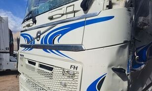 Volvo KOMPLETNA GÓRNA ATRAPA Volvo FH 4 - هود - شاحنة: صور 3 Volvo KOMPLETNA GÓRNA ATRAPA Volvo FH 4 - هود - شاحنة: صور 3