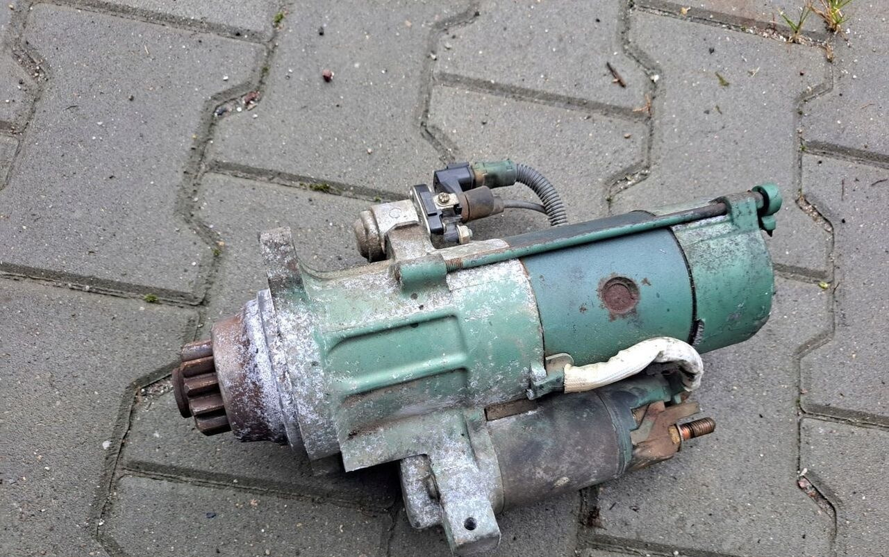 Volvo ORYGINAŁ FH 4 FM 4 D13K EURO 6 21542660 - بدء - شاحنة: صور 1 Volvo ORYGINAŁ FH 4 FM 4 D13K EURO 6 21542660 - بدء - شاحنة: صور 1