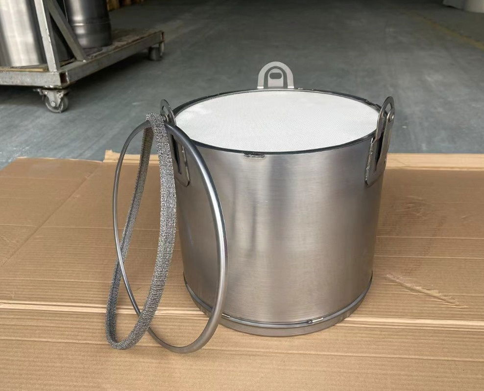 Scania Roetfilter /Partikelfilter 570759 , 2097594 , 2269640 , 2575576 , 2179961 - كاتم الصوت/ نظام العادم - شاحنة: صور 2 Scania Roetfilter /Partikelfilter 570759 , 2097594 , 2269640 , 2575576 , 2179961 - كاتم الصوت/ نظام العادم - شاحنة: صور 2