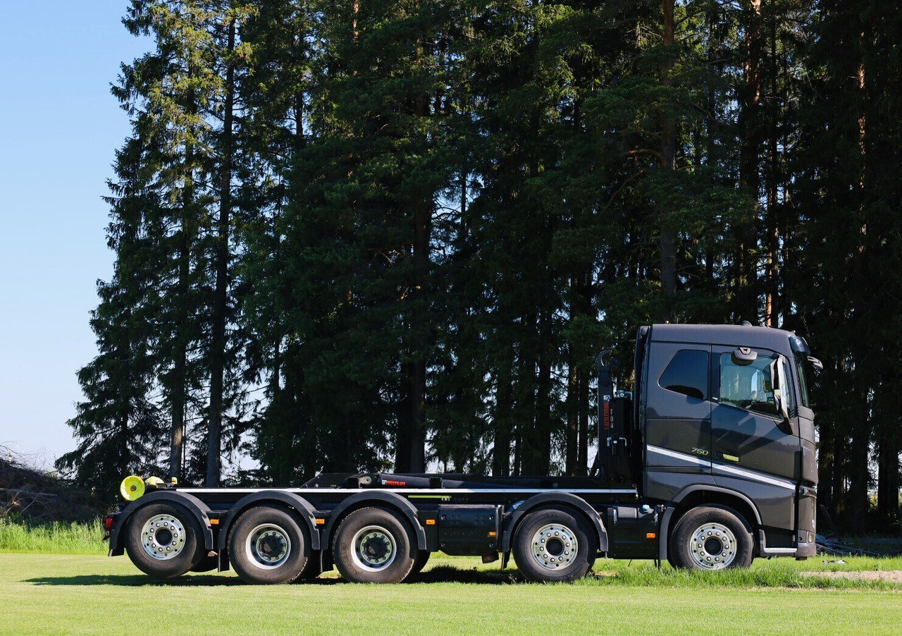 Volvo FH16 750 10X4 - شاحنة ذات الخطاف: صور 1 Volvo FH16 750 10X4 - شاحنة ذات الخطاف: صور 1