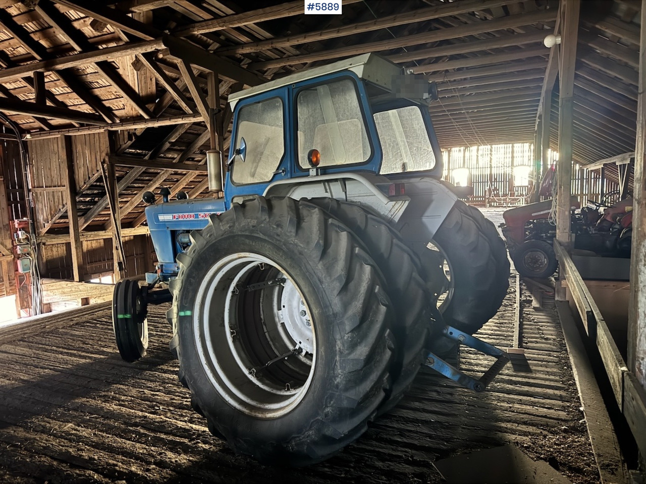 1975 Ford 5000 w/ Twin Wheels - جرار: صور 4 1975 Ford 5000 w/ Twin Wheels - جرار: صور 4