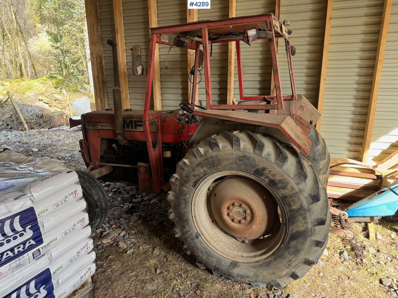 1980 Massey Ferguson 235 w/loader - جرار: صور 2 1980 Massey Ferguson 235 w/loader - جرار: صور 2