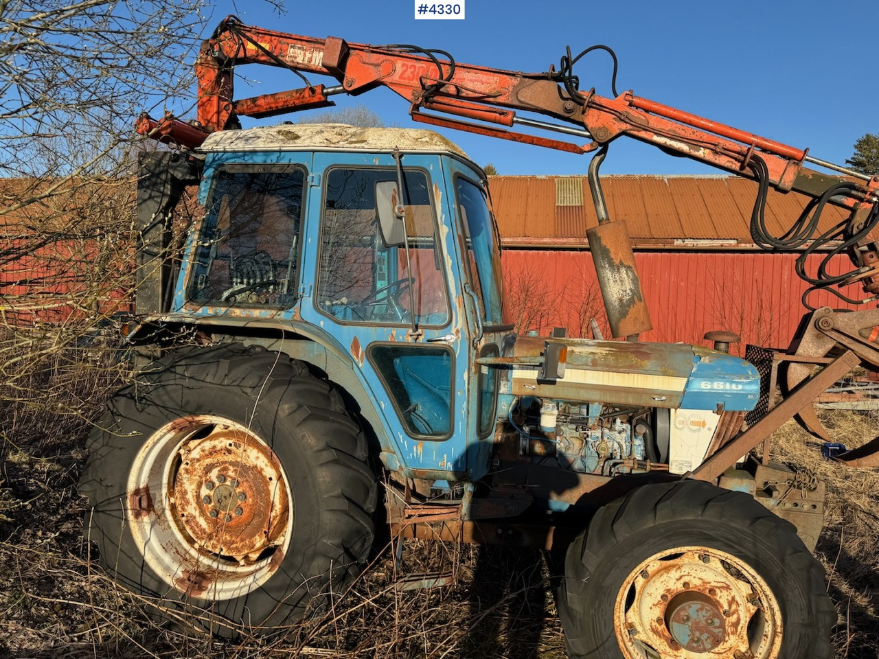 1981 Ford 6610 m/ FMV tømmerkran og tvillinghjul - جرار: صور 1 1981 Ford 6610 m/ FMV tømmerkran og tvillinghjul - جرار: صور 1
