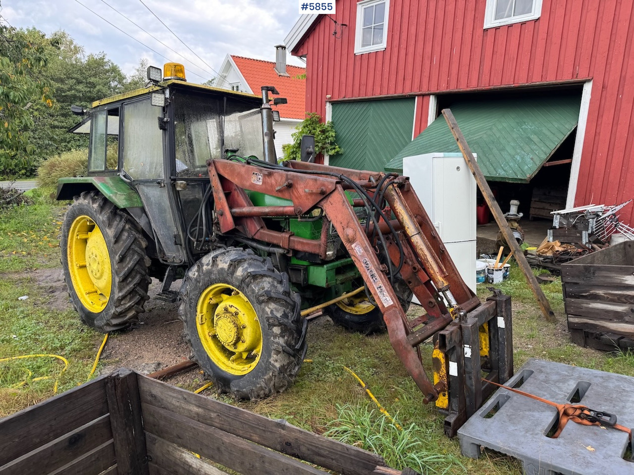 1982 John Deere 1140 with front loader and a parts tractor - جرار: صور 2 1982 John Deere 1140 with front loader and a parts tractor - جرار: صور 2