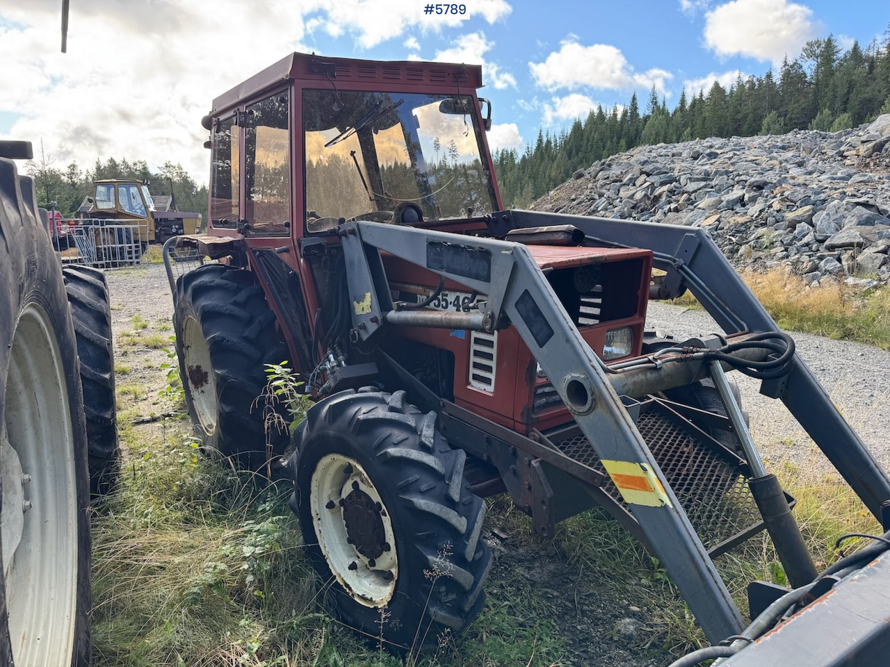 1986 Fiat 55-46 DT w/ front loader. - جرار: صور 4 1986 Fiat 55-46 DT w/ front loader. - جرار: صور 4