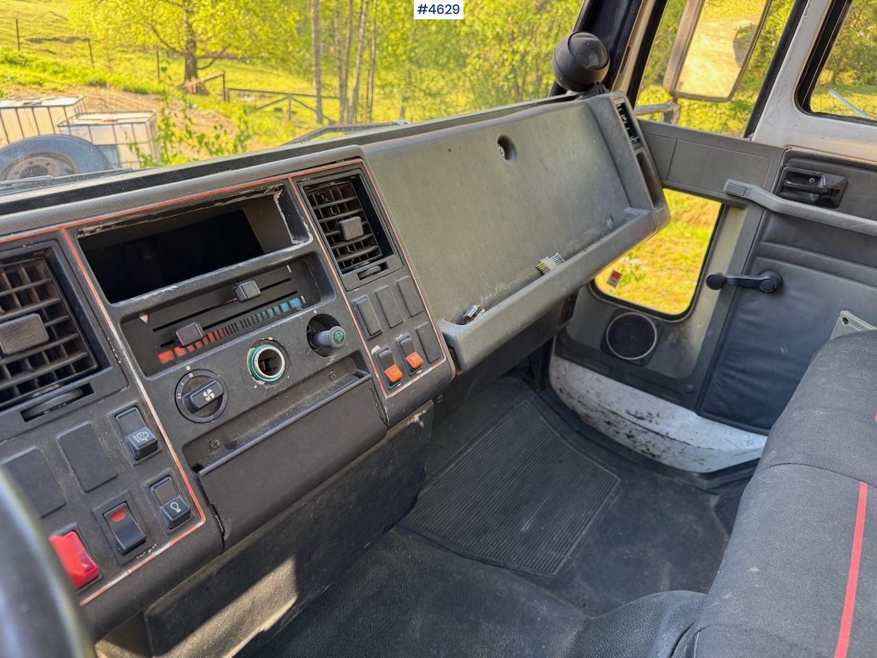 شاحنات مسطحة 1986 Ford Cargo 0813: صور 15