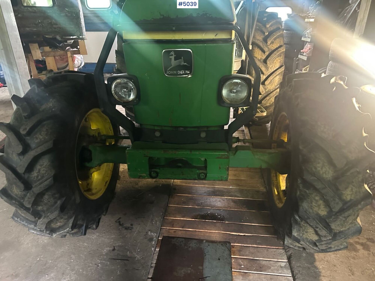 1987 John Deere 2850 Synchron w/ front loader - جرار: صور 5 1987 John Deere 2850 Synchron w/ front loader - جرار: صور 5