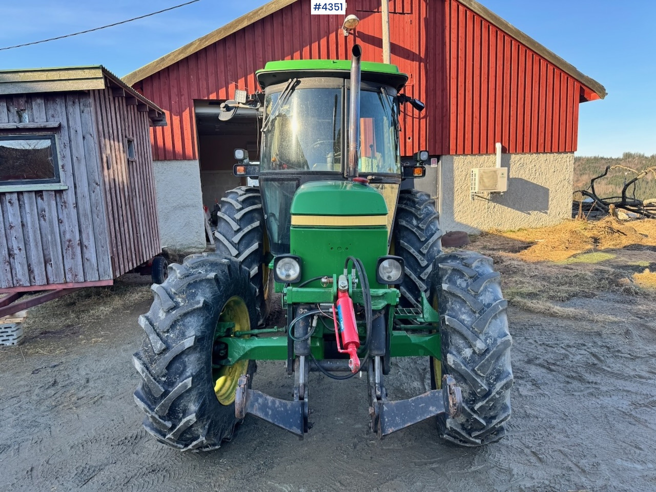1991 John Deere 2850 4x4 Synchron w/ front hydraulics. - جرار: صور 3 1991 John Deere 2850 4x4 Synchron w/ front hydraulics. - جرار: صور 3