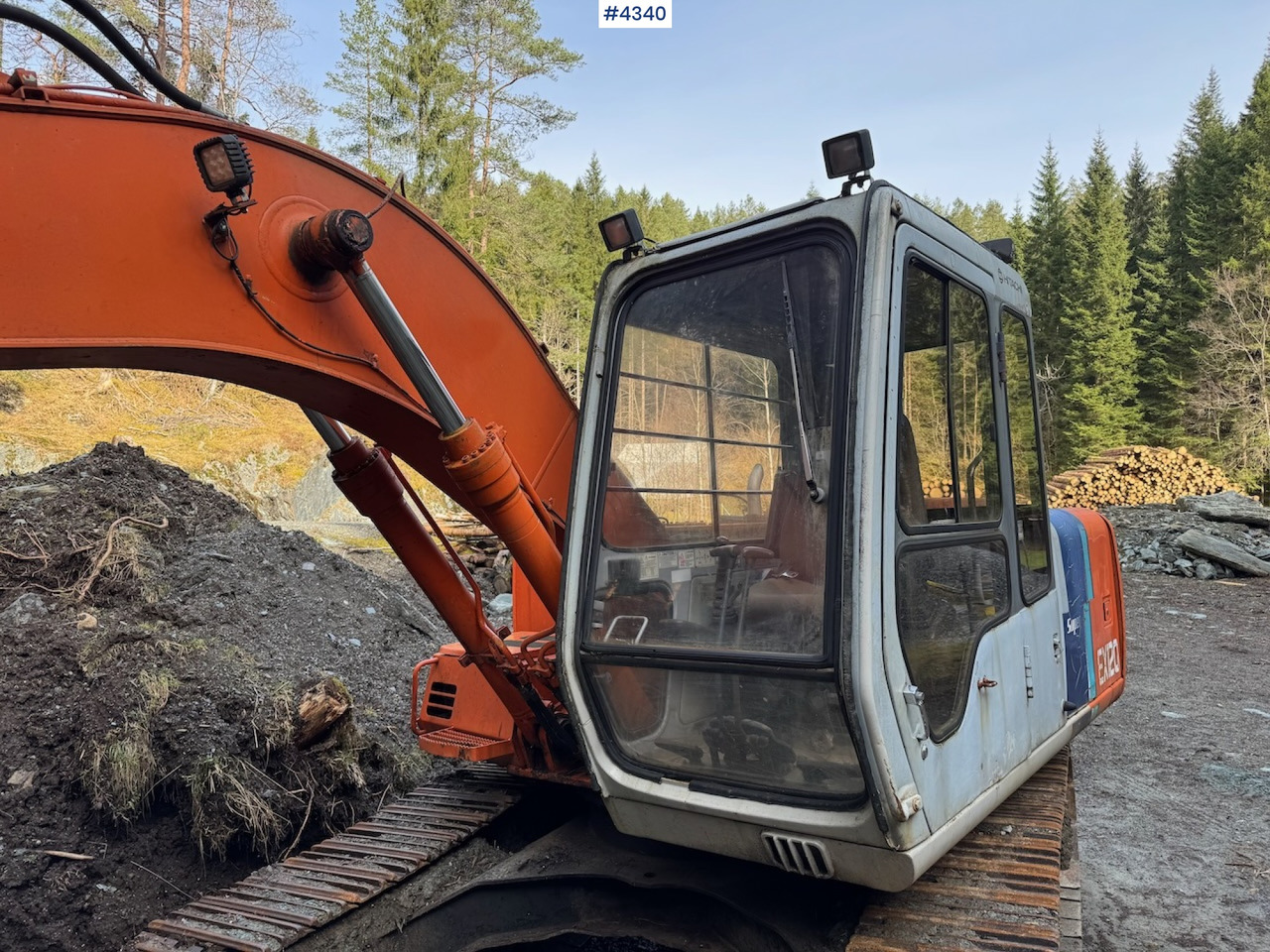 1994 Hitachi EX120-2 - حفارة: صور 5 1994 Hitachi EX120-2 - حفارة: صور 5