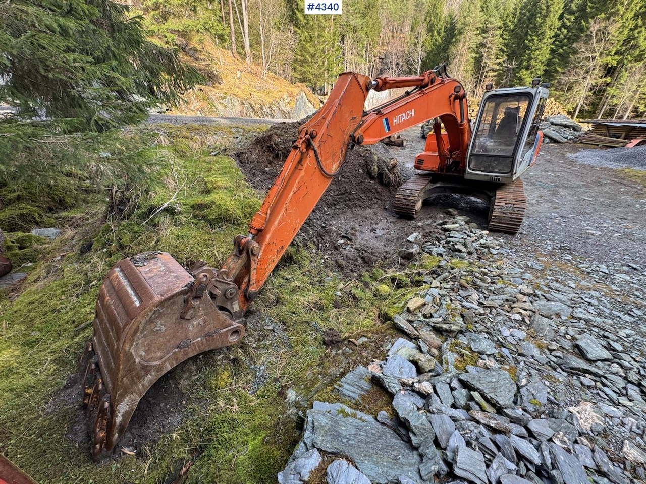 1994 Hitachi EX120-2 - حفارة: صور 3 1994 Hitachi EX120-2 - حفارة: صور 3