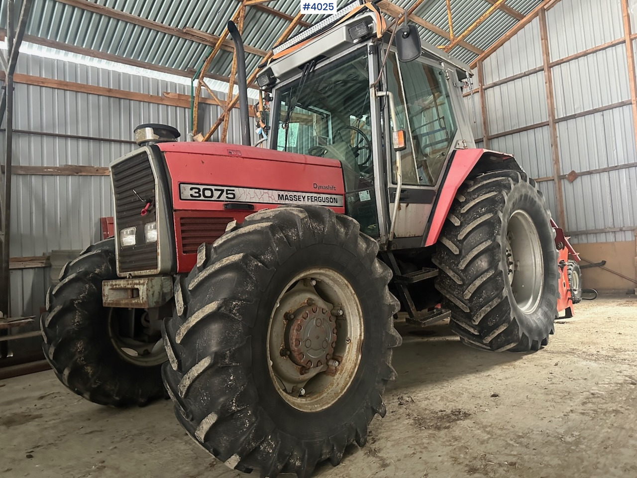 1994 Massey Ferguson 3075 4x4 tractor. WATCH VIDEO. - جرار: صور 4 1994 Massey Ferguson 3075 4x4 tractor. WATCH VIDEO. - جرار: صور 4