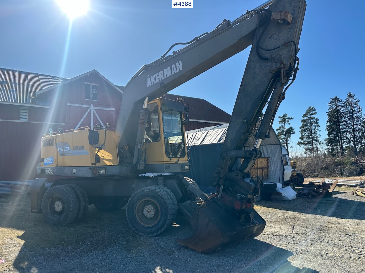 1995 Åkermann EW200 Wheel machine w/ grading bucket og tiltrotator. WATCH VIDEO. - حفارة: صور 1 1995 Åkermann EW200 Wheel machine w/ grading bucket og tiltrotator. WATCH VIDEO. - حفارة: صور 1
