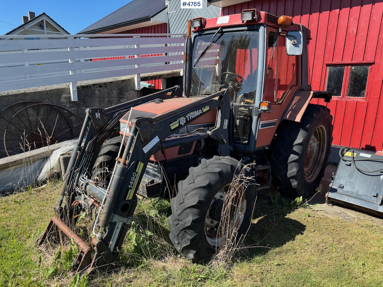 1995 Case International 4230 w/front loader. - جرار: صور 1 1995 Case International 4230 w/front loader. - جرار: صور 1