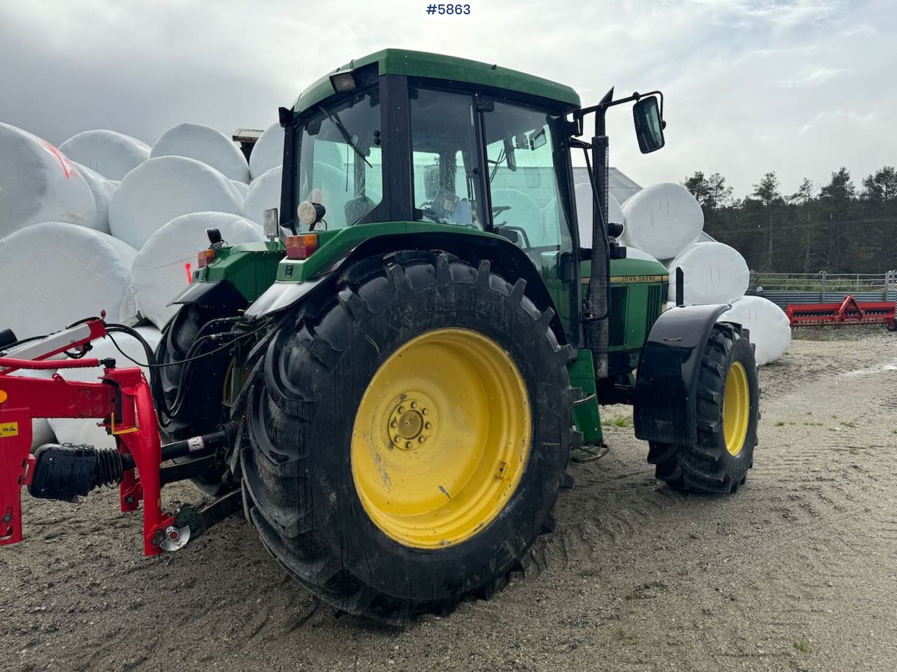 1996 John Deere 6400 4x4 w/ front loader. - جرار: صور 3 1996 John Deere 6400 4x4 w/ front loader. - جرار: صور 3